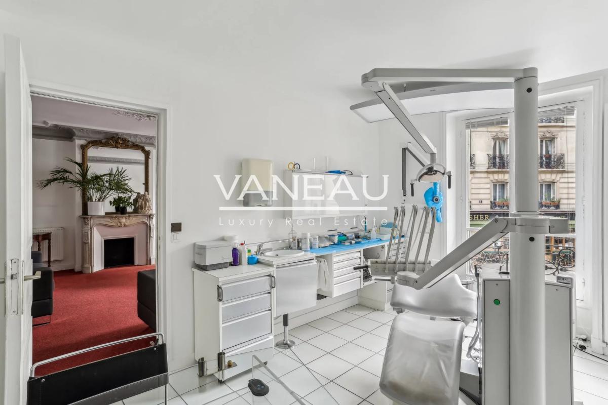 Paris VIII - Villiers/ Constantinople - Bel appartement familial