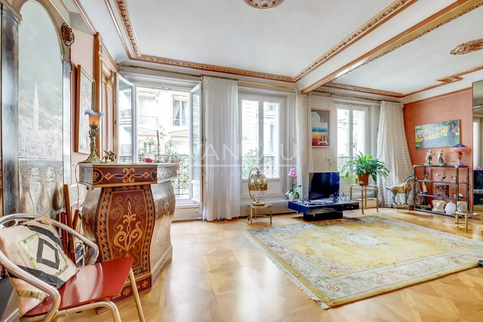 Appartement 4 pièces 71 m² · à Paris · 71 m² · 1 180 000 €