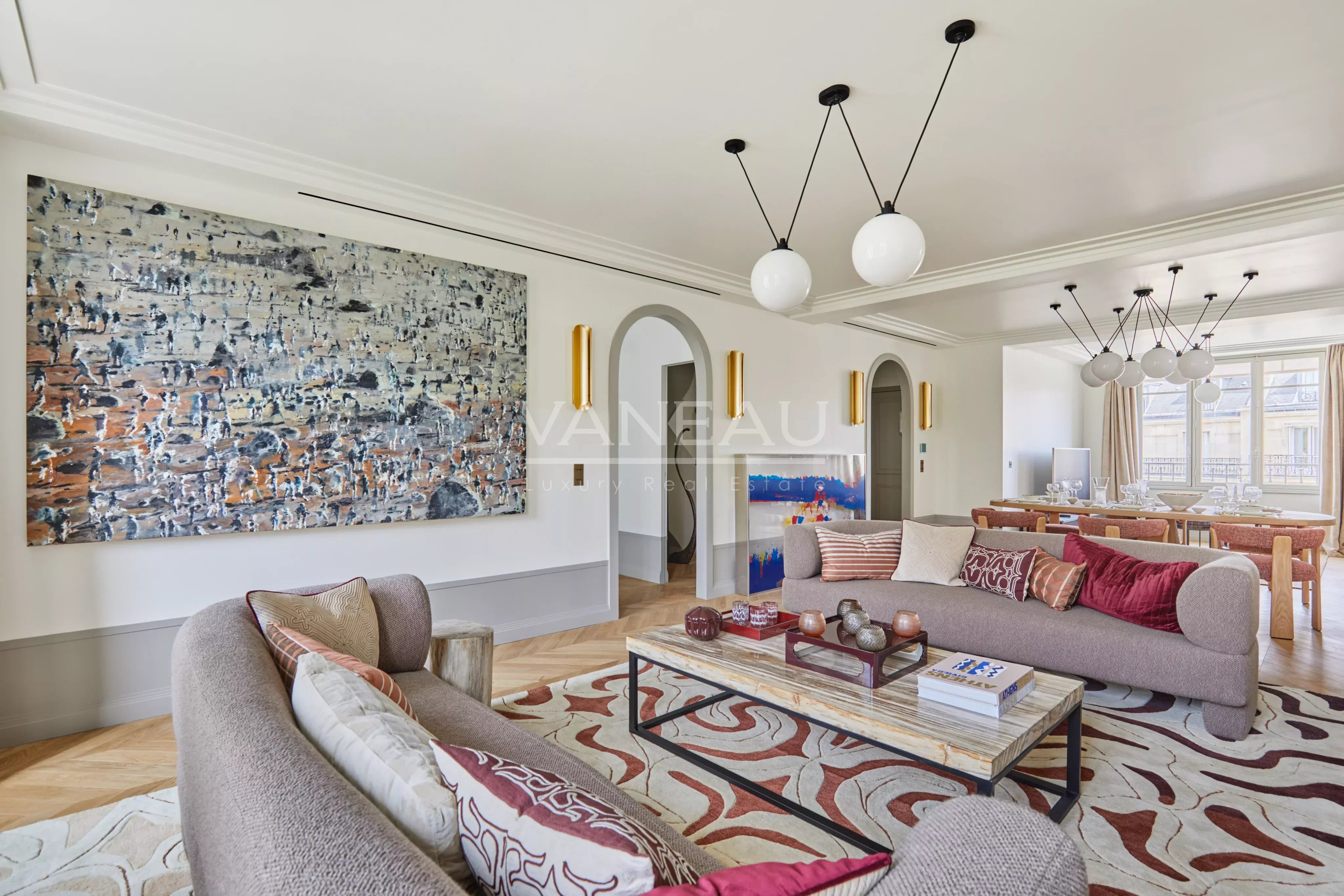 Appartement 5 pièces 148 m² · à Ème · 147,8 m² · 4 800 000 €