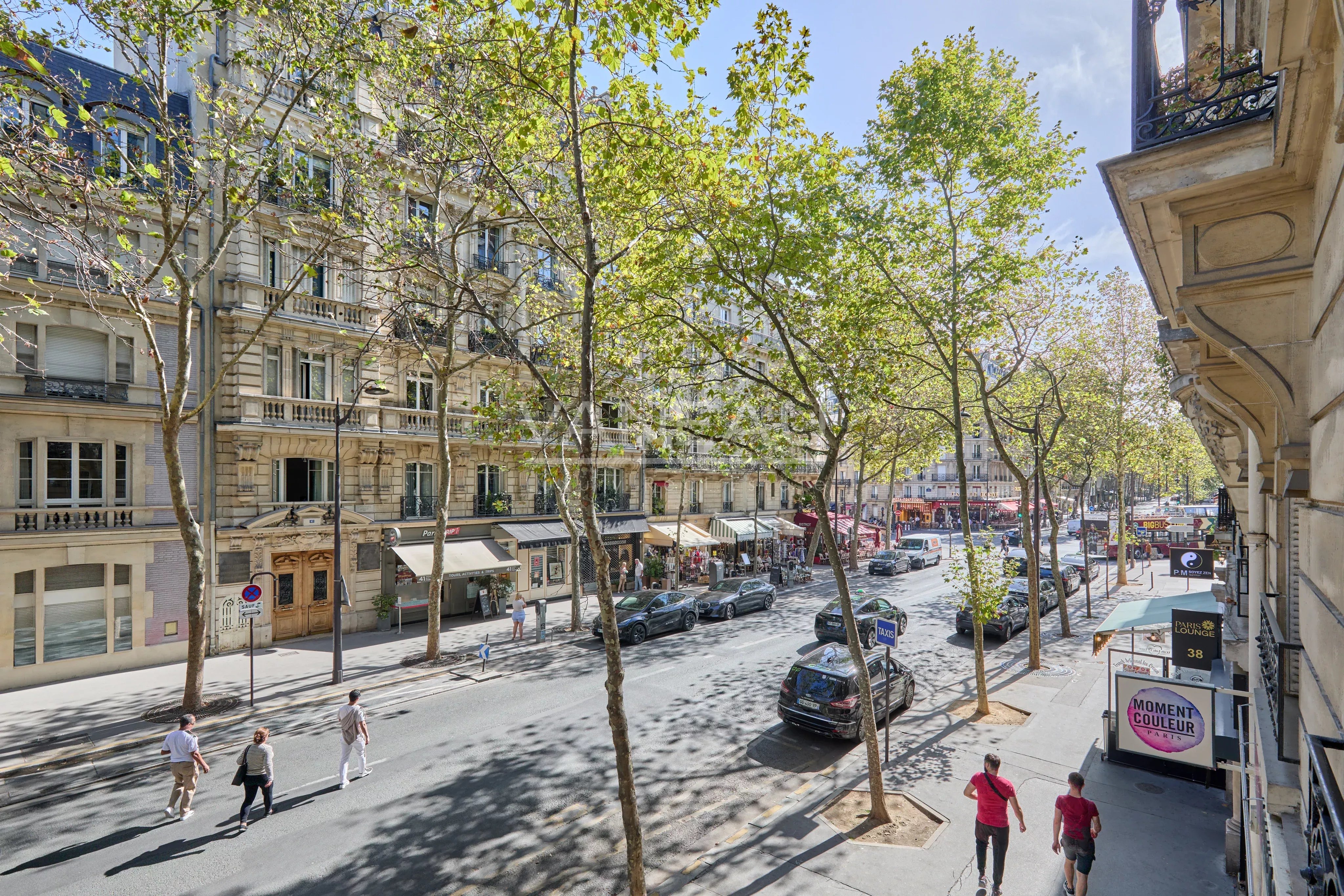 Appartement 5 pièces 152 m² · à Paris · 152 m² · 2 495 000 €