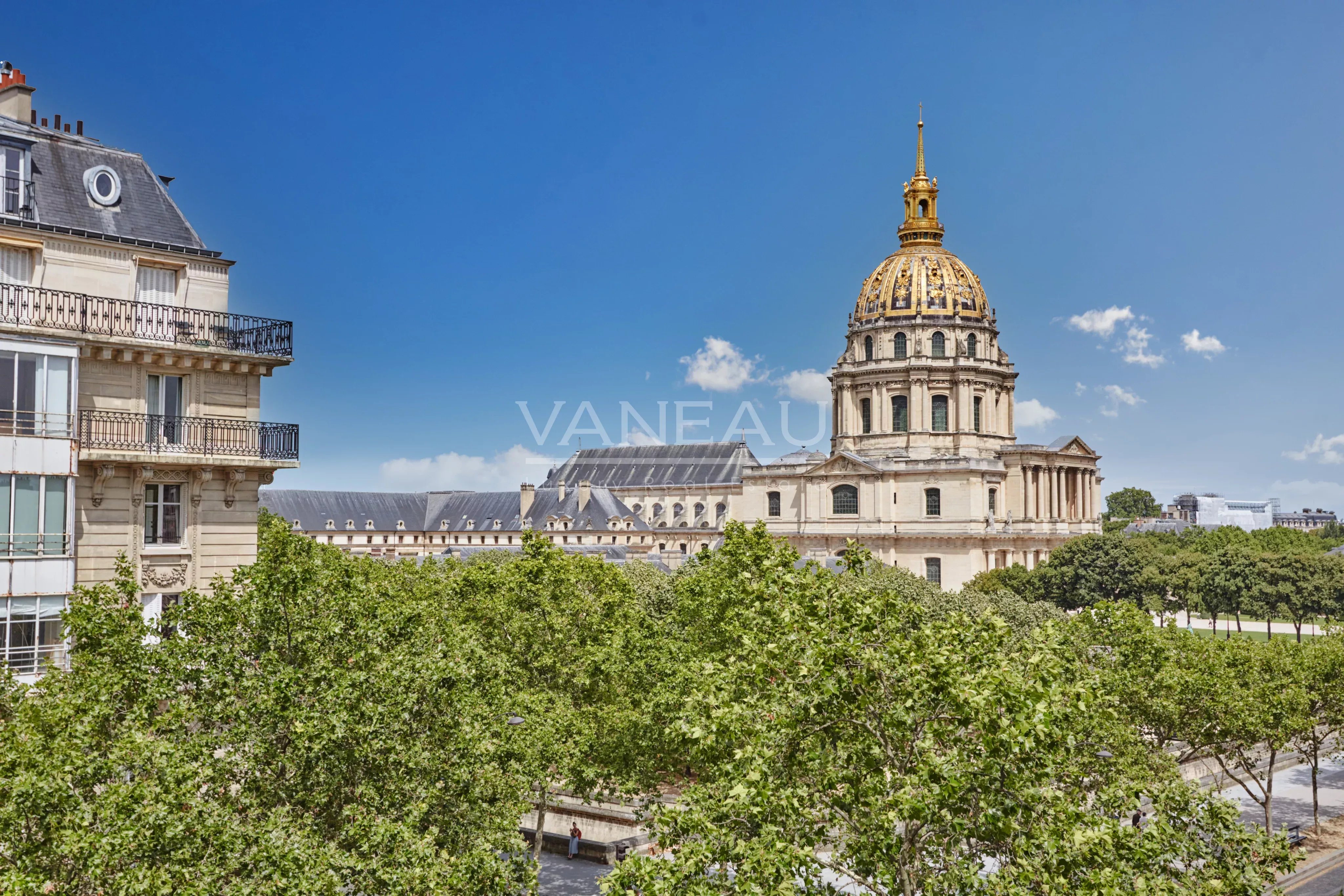 Appartement 6 pièces 220 m² · à Paris · 220 m² · 4 587 000 €