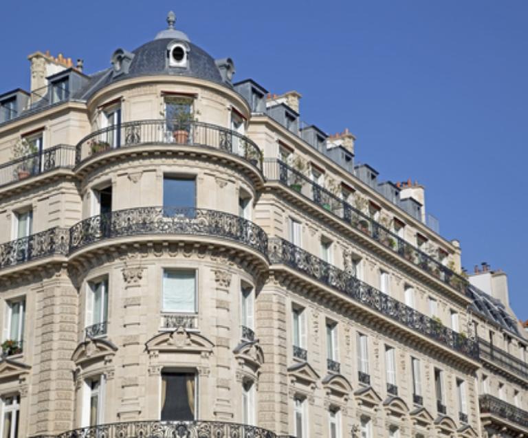 SCPI ET OPCI : LES INVESTISSEMENTS PIERRE-PAPIER DYNAMIQUES