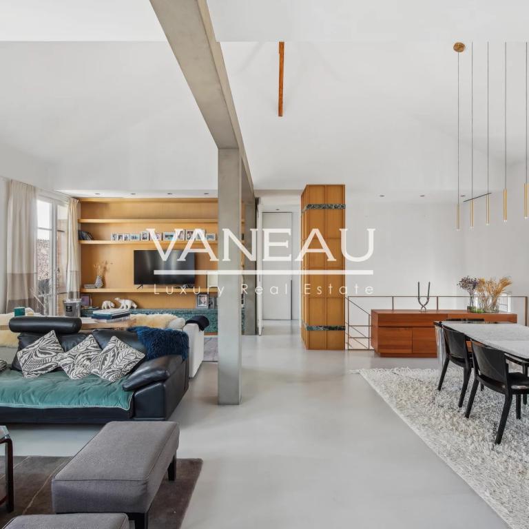 Puteaux Village - Duplex familial et de réception baigné de lumi