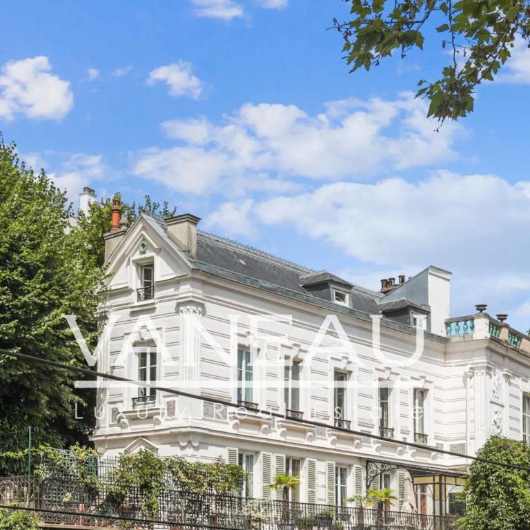 Saint- Cloud - Maison familiale de charme