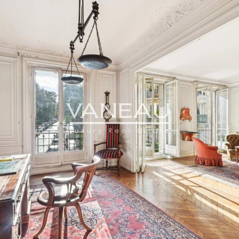 Paris XVIe / PASSY /Appartement familial