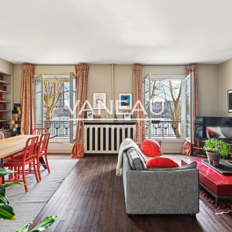 PARIS - XVIe - Beau duplex familial avec une vue imprenables sur