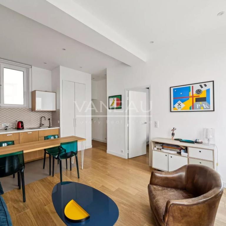 Mazarine/Odéon VIe - Magnifique appartement rénové