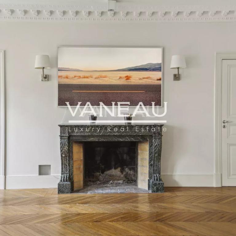 Place du Marché Saint-Honoré - Appartement traversant, lumineux 