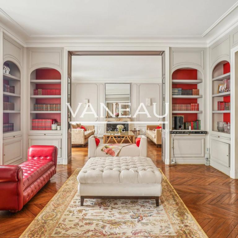 PARIS XVIe - TROCADERO - Appartement  familial et de réception