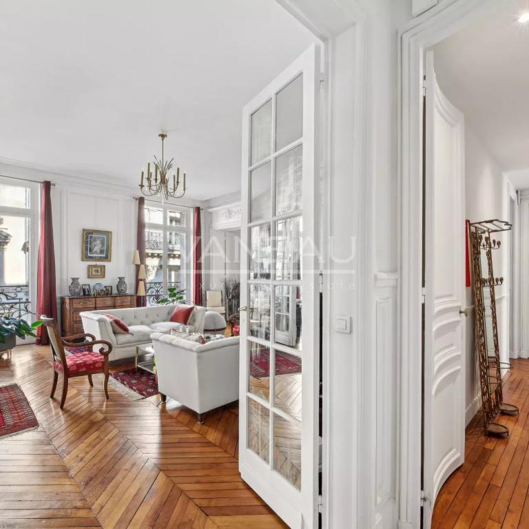 Paris XVI ème - Trocadéro - Magdebourg