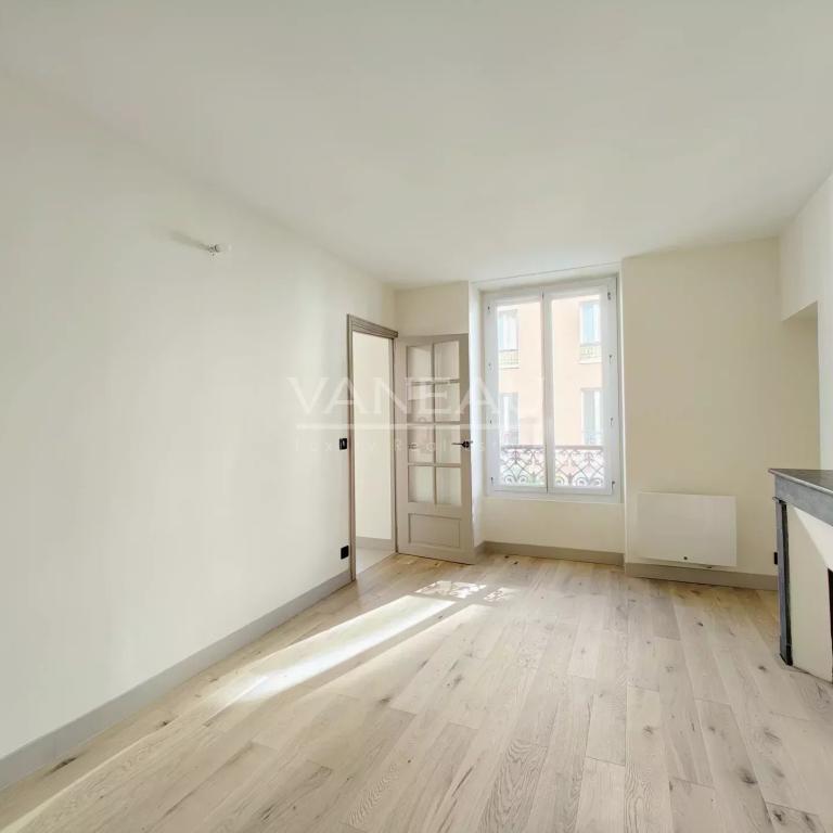 Paris XIXe - Canal de l'Ourcq - Studio Rénové DPE B