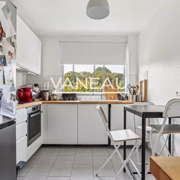 SEVRES APPARTEMENT FAMILIAL  ENTOURE DE VERDURE