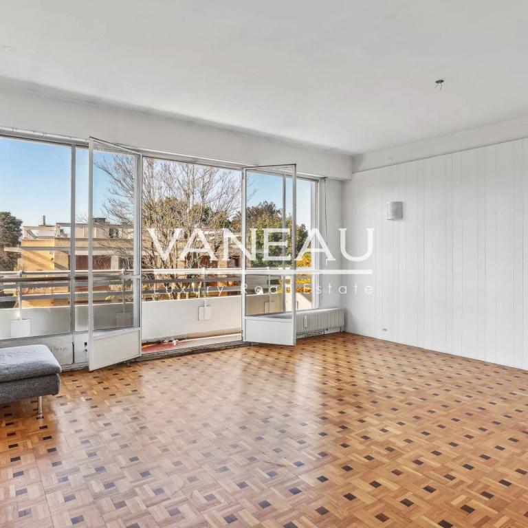 PARIS XVIe - Serres d'Auteuil - Vue dégagée - Balcon