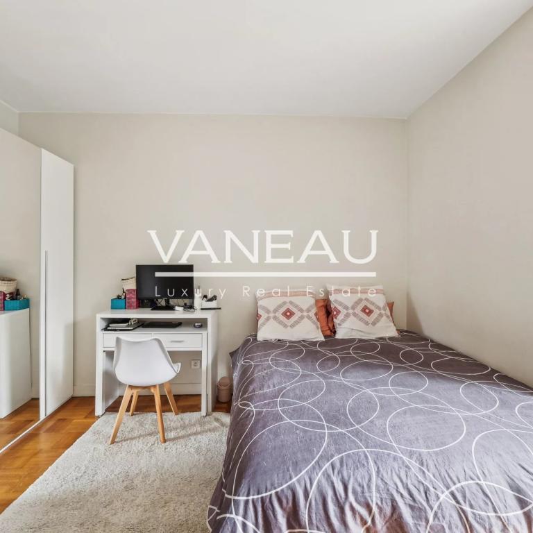 BOULOGNE - Porte de Saint Cloud  -  Grand studio - idéal investi