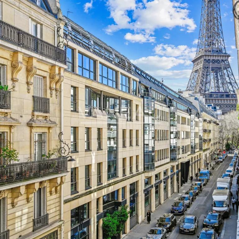 Paris VIIe - Charmant appartement au coeur du Gros Caillou.