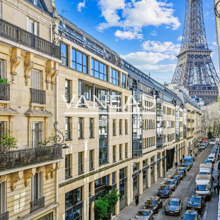 Paris VIIe - Charmant appartement au coeur du Gros Caillou.