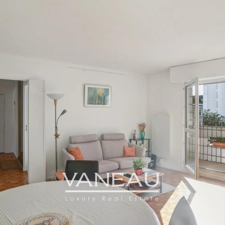 Mirabeau/Javel - 4 pièces avec balcon, 3 chambres