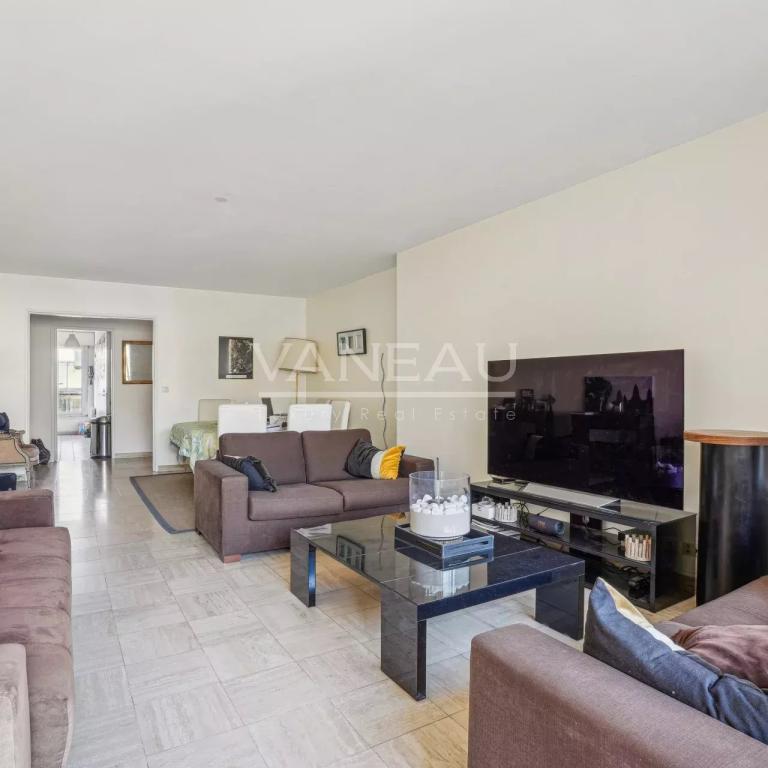 Paris XVIe - Trocadéro - Appartement familial vendu occupé
