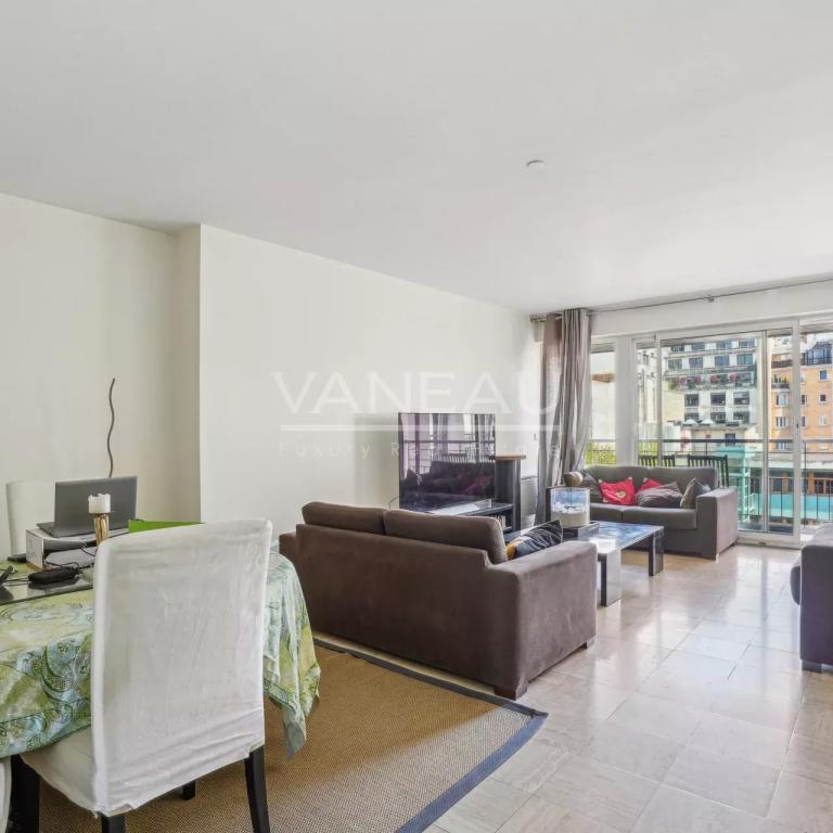 Paris XVIe - Trocadéro - Appartement familial vendu occupé