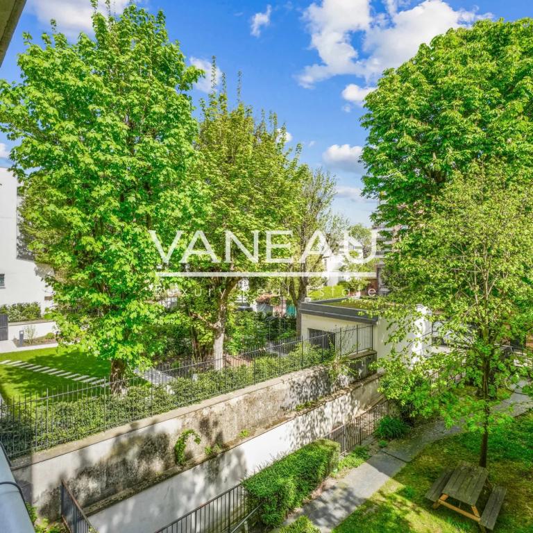 Paris XVIe- Villa Dupont - Familial avec extérieur