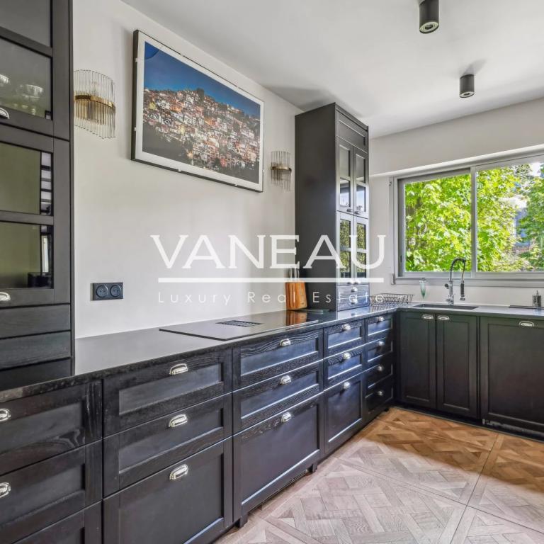 Paris XVIe- Villa Dupont - Familial avec extérieur