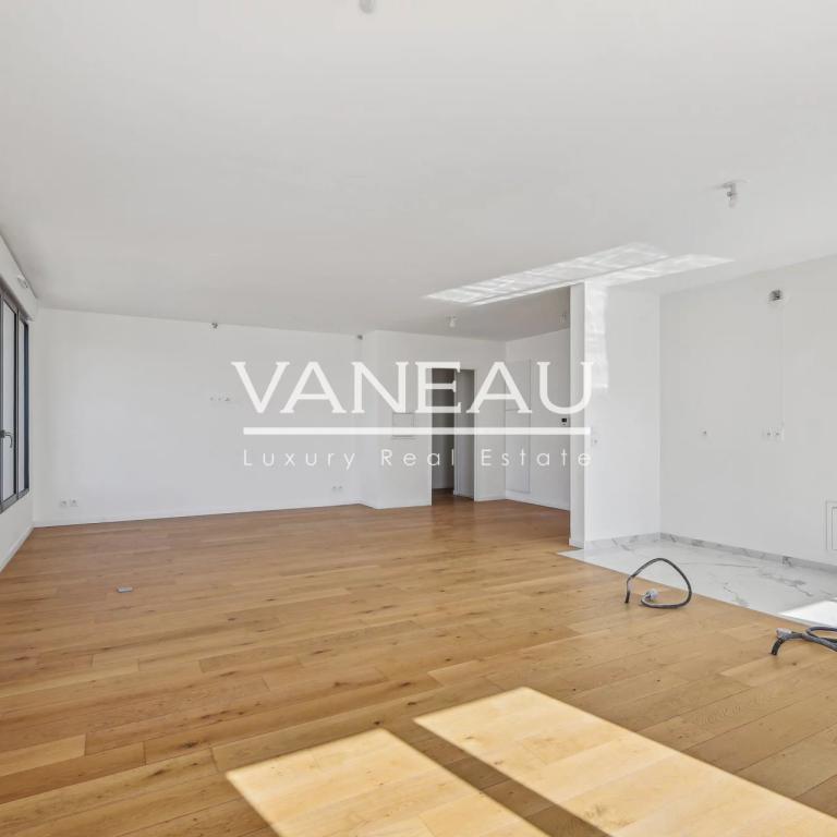 Appartement avec terrasses au dernier étage