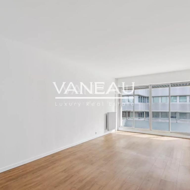 Paris XVe - BIR-HAKEIM - Appartement familial sur jardin