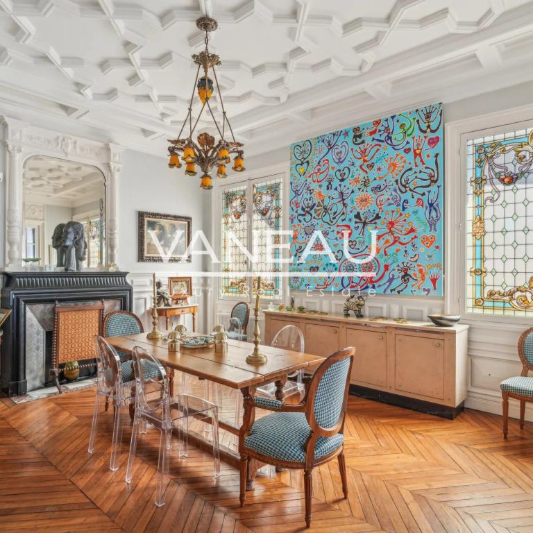 Le Raincy - Hôtel de Ville - Bel appartement au charme de l'anci