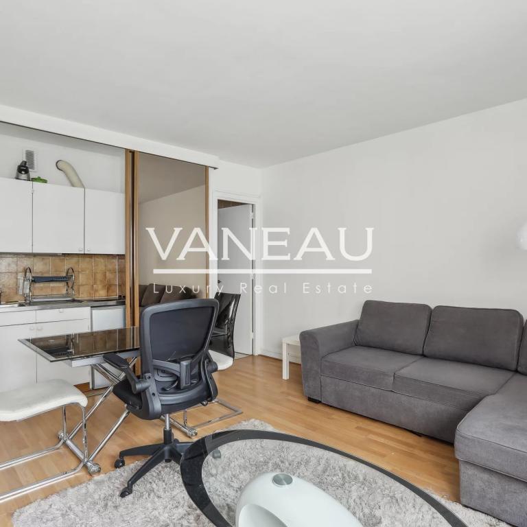 Paris XVIe - Porte Dauphine / Bugeaud - Studio sur jardin