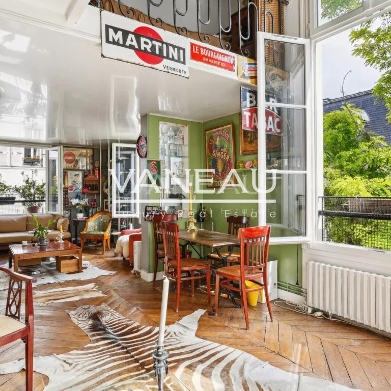 Avenue Gabriel - Duplex de charme