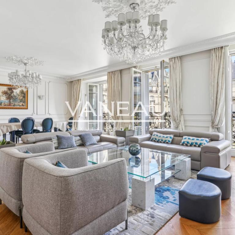 Paris XVIIe - Courcelles / Ternes - Appartement familial de 150m