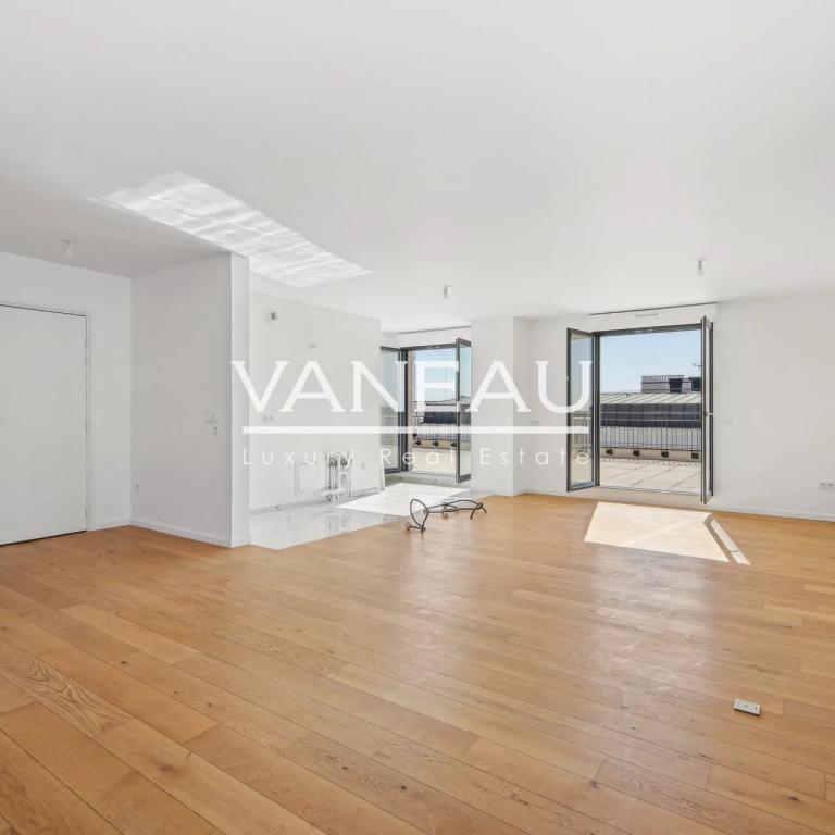 Appartement avec terrasses au dernier étage