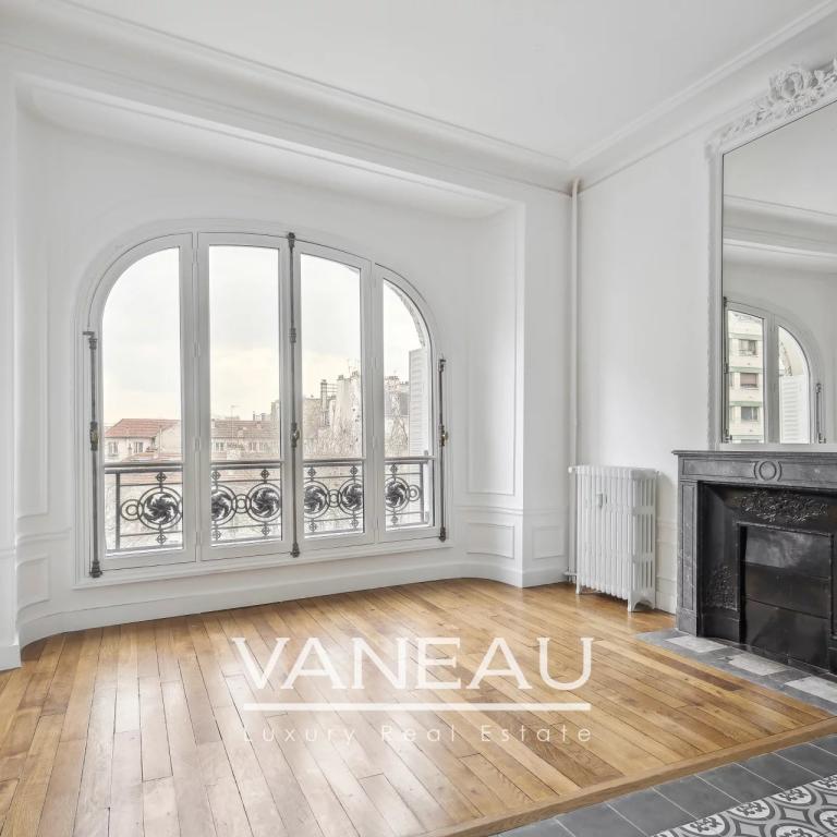 Élégant appartement de 200 m² à Paris 14ème