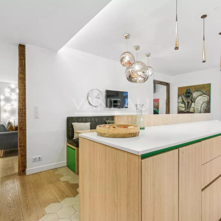 Paris VIe – Appartement quatre pièces entièrement rénové