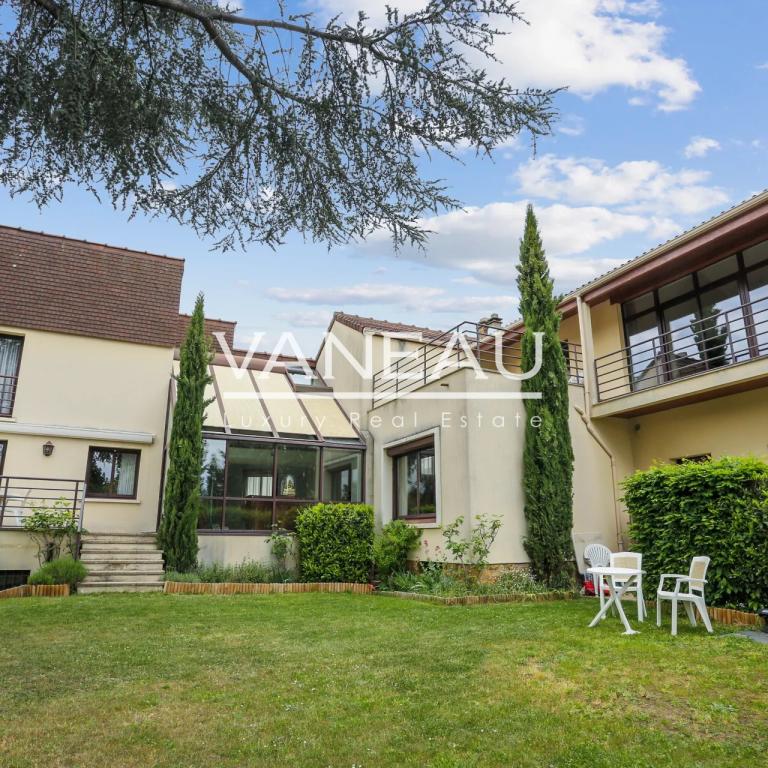 Fontenay-aux-Roses – Maison contemporaine familiale avec jardin