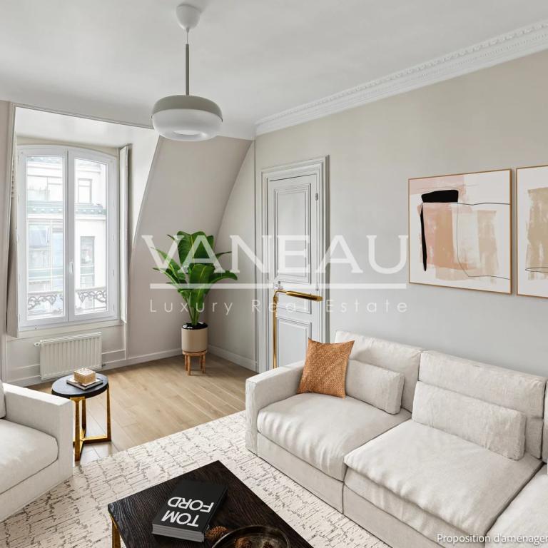 PARIS Ier - Trois Pièces - Vue dégagée
