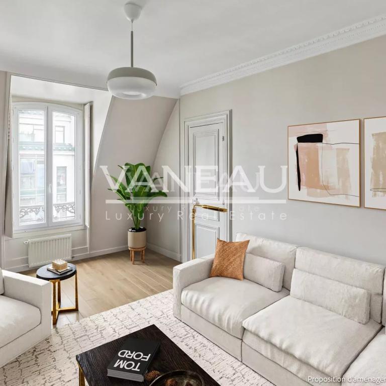 PARIS Ier - Trois Pièces - Vue dégagée
