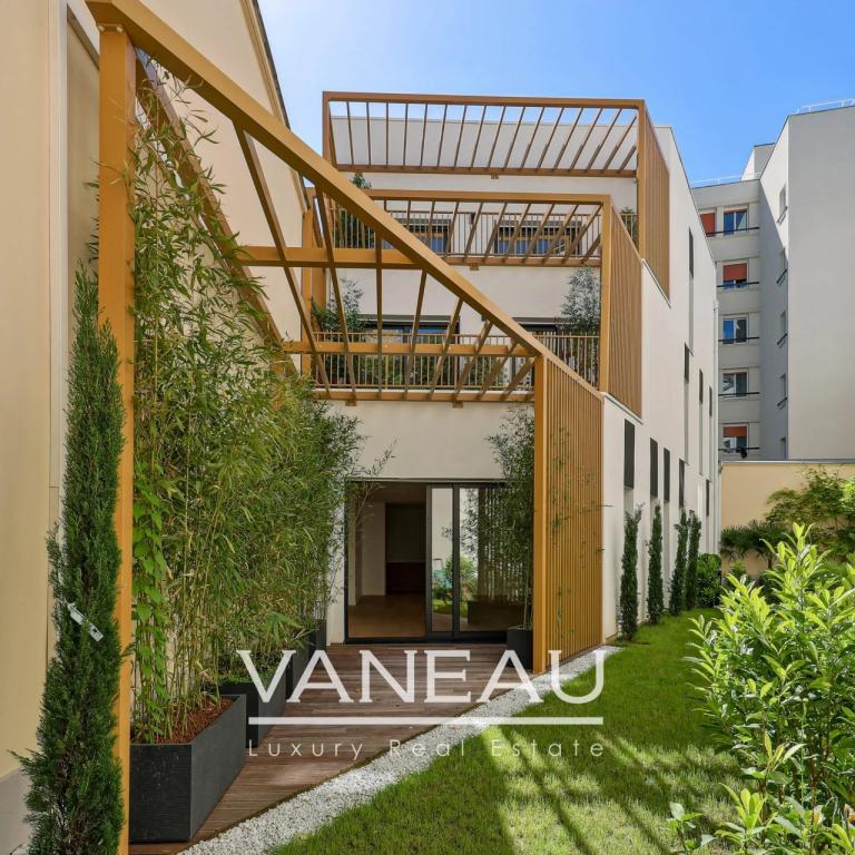 Maison Individuelle 6 Pièces avec Terrasse et Jardin