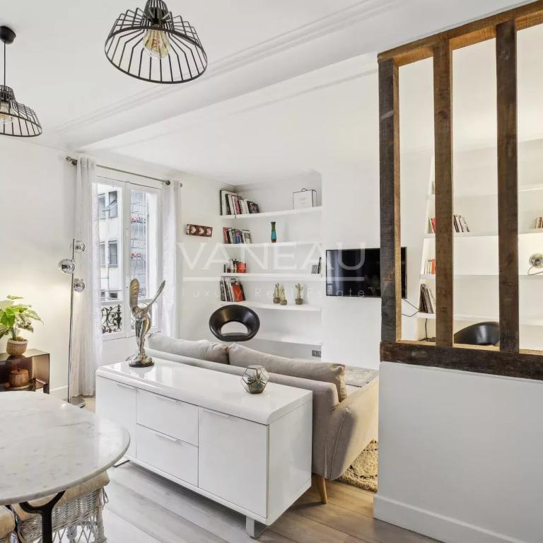 Neuilly - Hôtel de Ville - Deux pièces