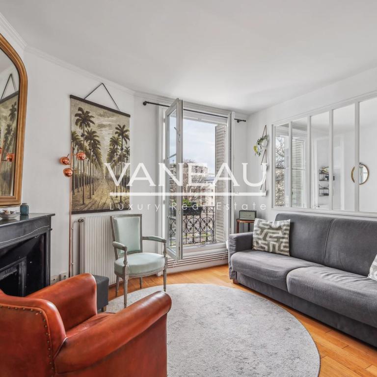 Exclusivité - Paris XVème 3 pièces ou grand 2 pièces lumineux en