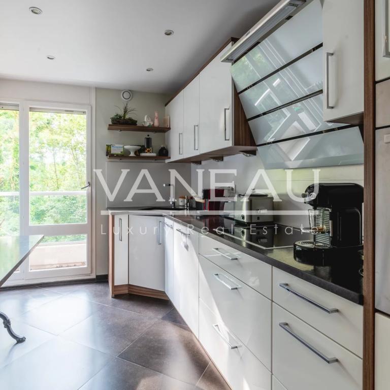 Jouy en Josas - Bel appartement familial offrant 3 chambres avec