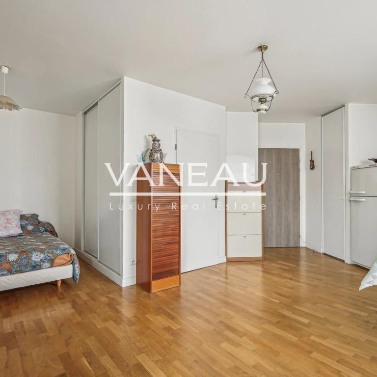 Exclusivité, grand studio 34.27 m²