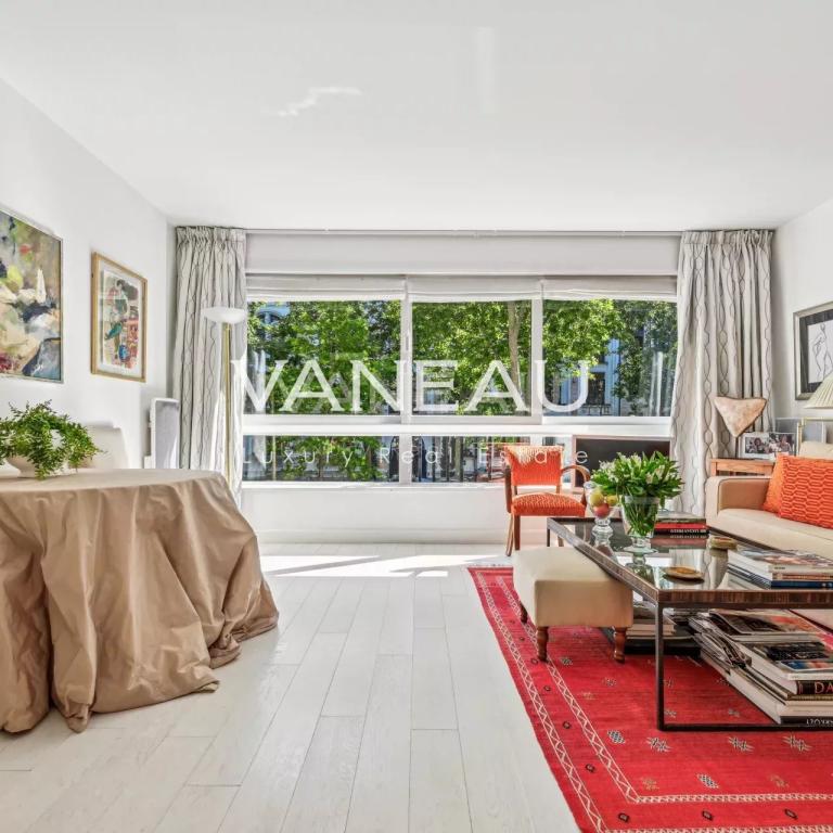 Avenue de Saxe - Appartement de luxe en excellent état