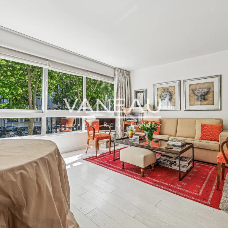 Avenue de Saxe - Appartement de luxe en excellent état