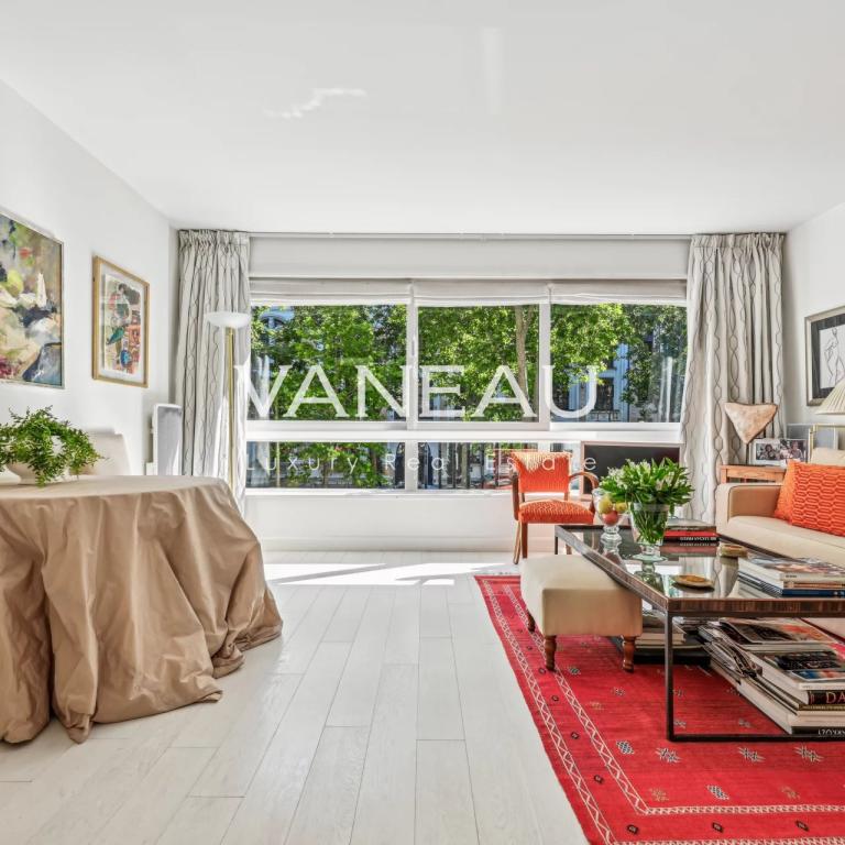 Avenue de Saxe - Appartement de luxe en excellent état