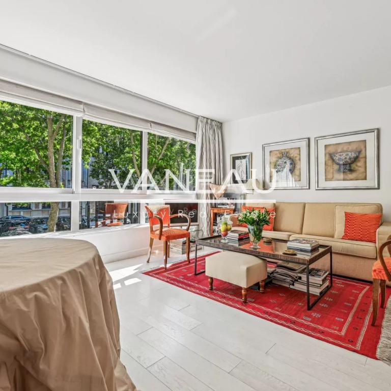 Avenue de Saxe - Appartement de luxe en excellent état