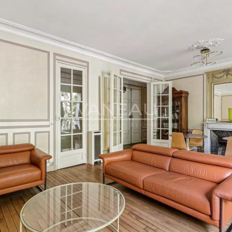 Paris 20e - Gambetta - Familial - Charme de l'ancien