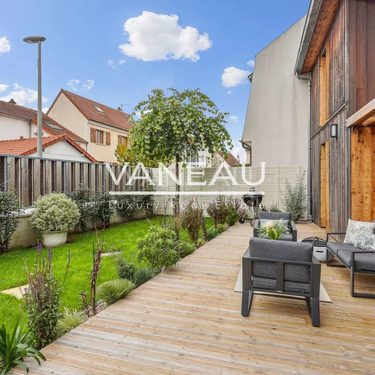 Sèvres - Maison d'architecte bioclimatique R+1 de 130 m² avec ja