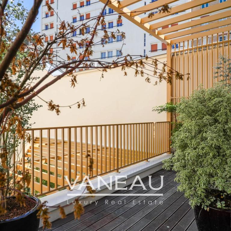 Maison Individuelle 6 Pièces avec Terrasse et Jardin