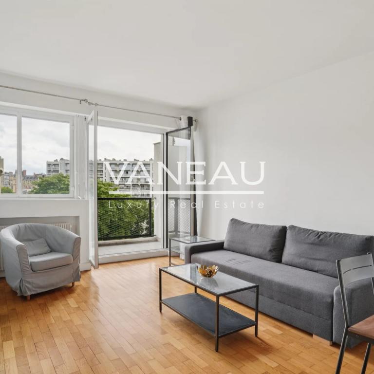 Charmant studio - Balcon - Plein ciel